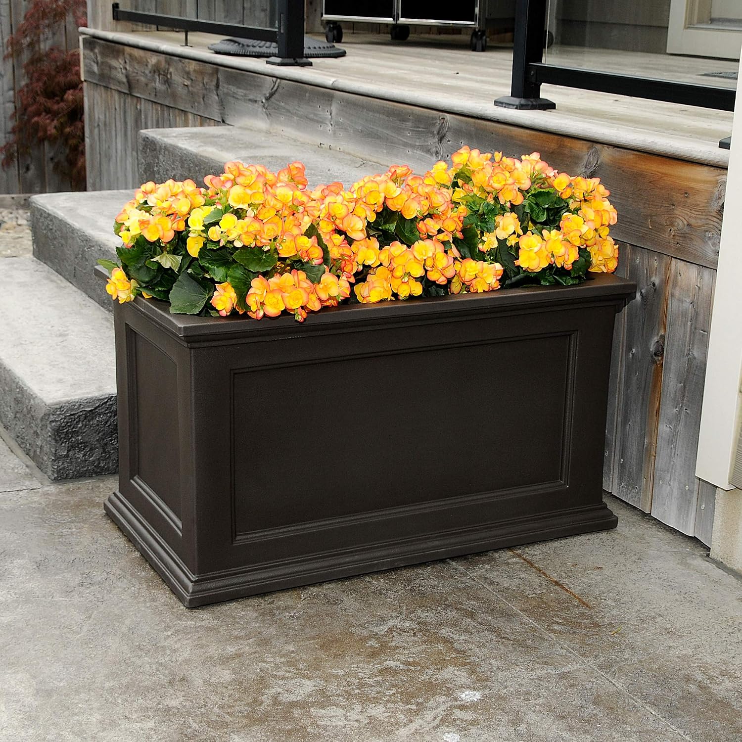 Mayne Fairfield 16in Self-Watering Square Planter, Black