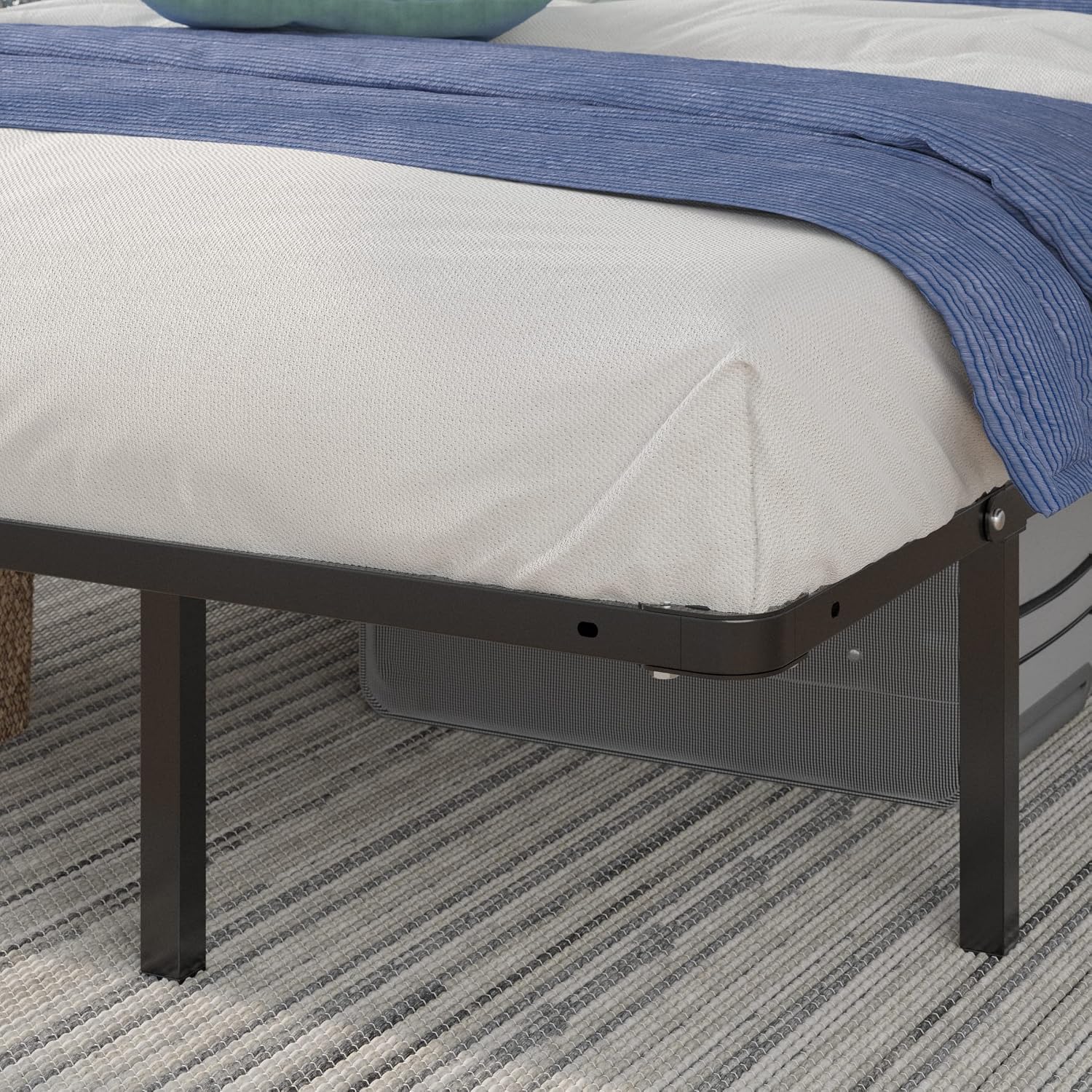 ZINUS SmartBase Compack Mattress Foundation, 14 Inch Metal Bed Frame, No Box Spring Needed, Sturdy Steel Slat Support, Full