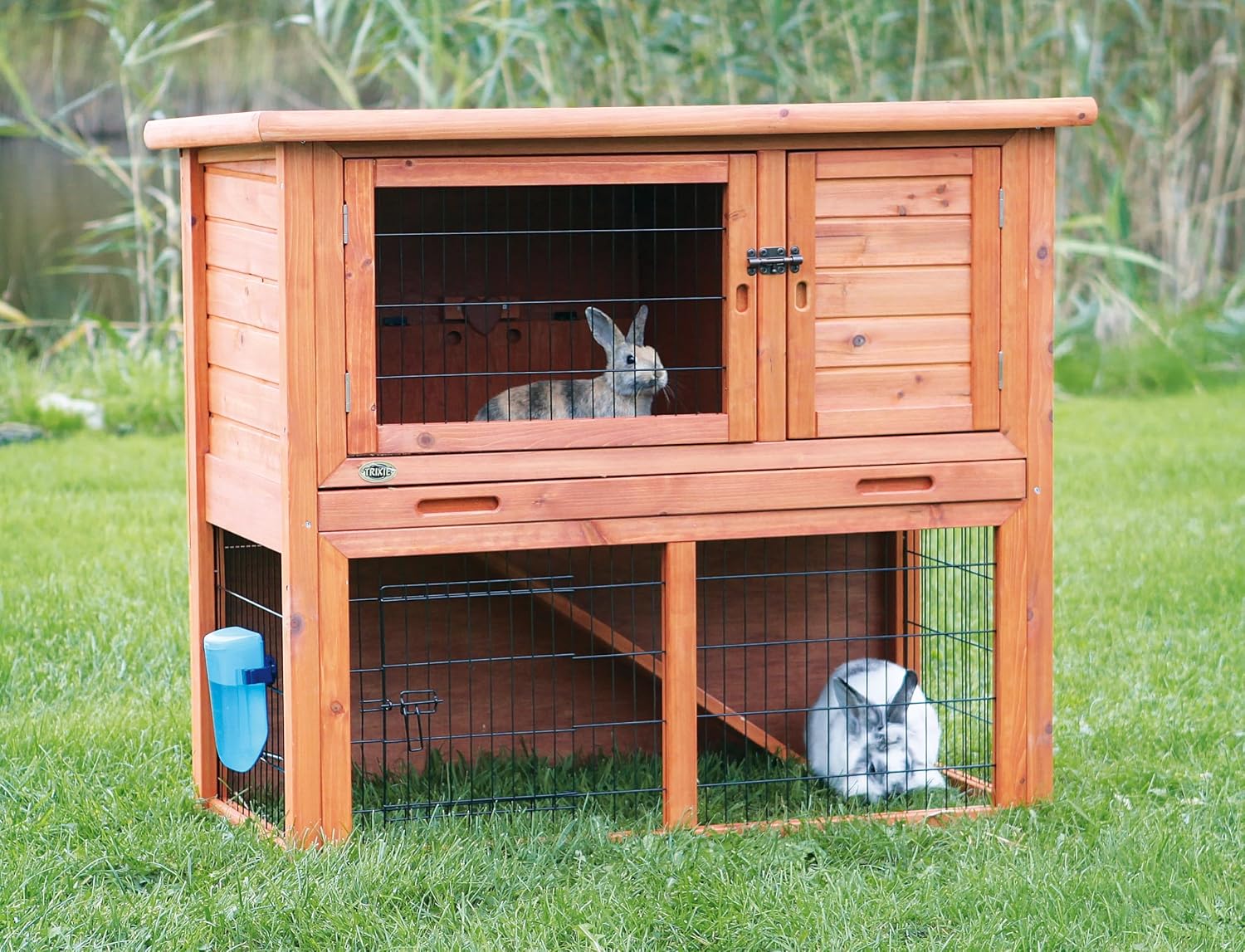 TRIXIE natura Outdoor Rabbit Hutch with Run - 2-Story Rabbit Cage with Non-Slip Ramp - Medium Elevated Small Animal House with Secure Playpen, Hinged Roof & Pull-Out Tray - in Brown