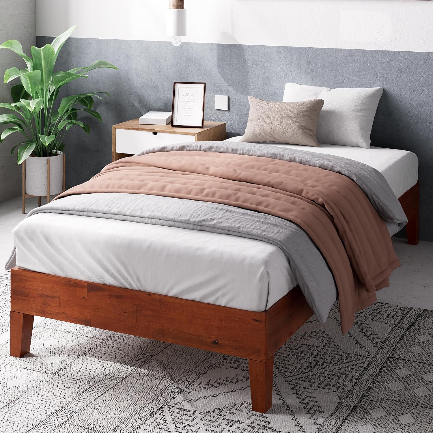ZINUS Vivek Deluxe Wood Platform Bed Frame with Headboard, Wood Slat Support, No Box Spring Needed, Easy Assembly, Queen | Slatted Headboard, Wood Slat Support, No Box Spring Needed, Contemporary Design, Easy Assembly