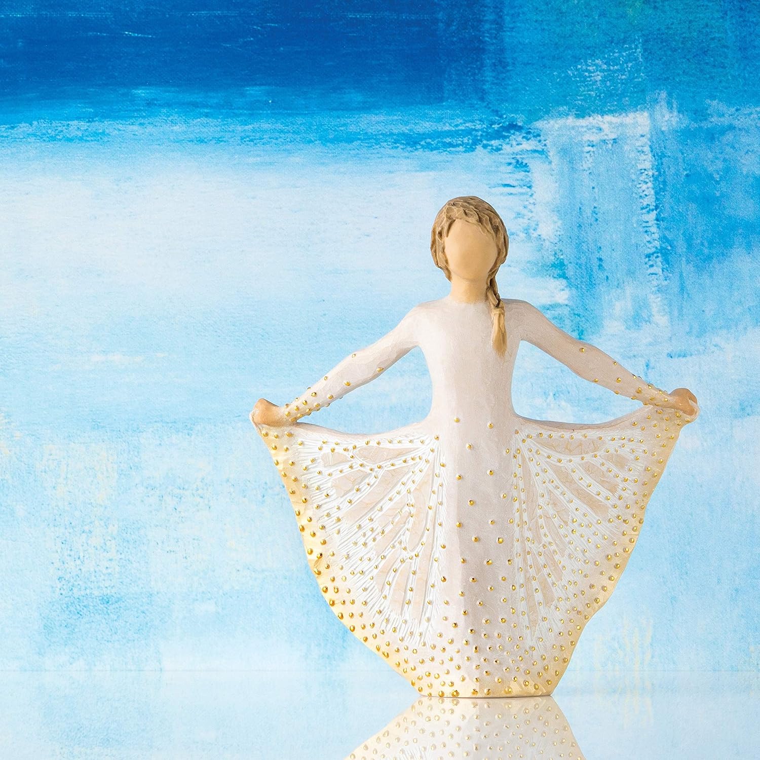Willow Tree Magnolia, Sculpted Hand-Painted Figure | Cast from a Susan Lordi Original Carving, Meaningful Gift Celebrating Nature, Family, Home and Belonging, Fitted Gift Box