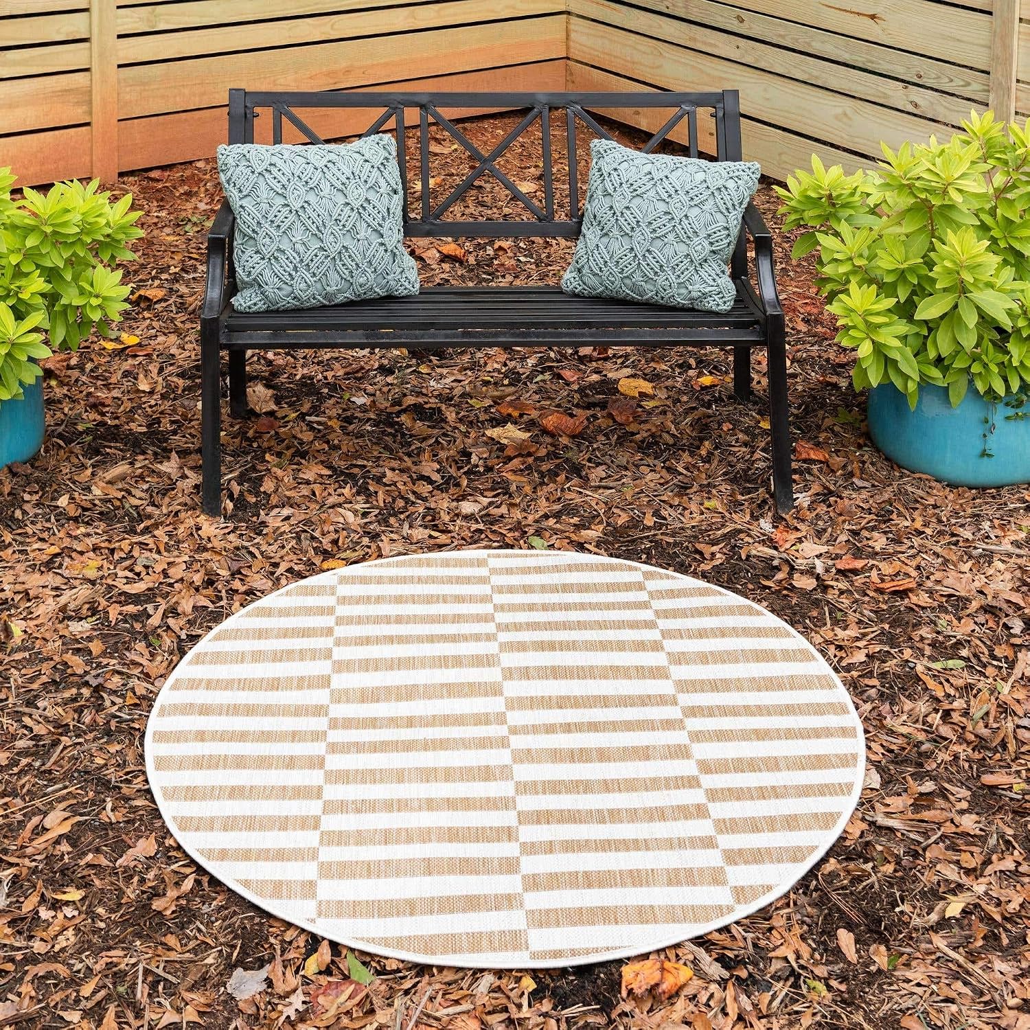 Unique Loom Outdoor Striped Collection Area Rug - Striped (7' 1" x 10' Rectangle, Taupe/Ivory)