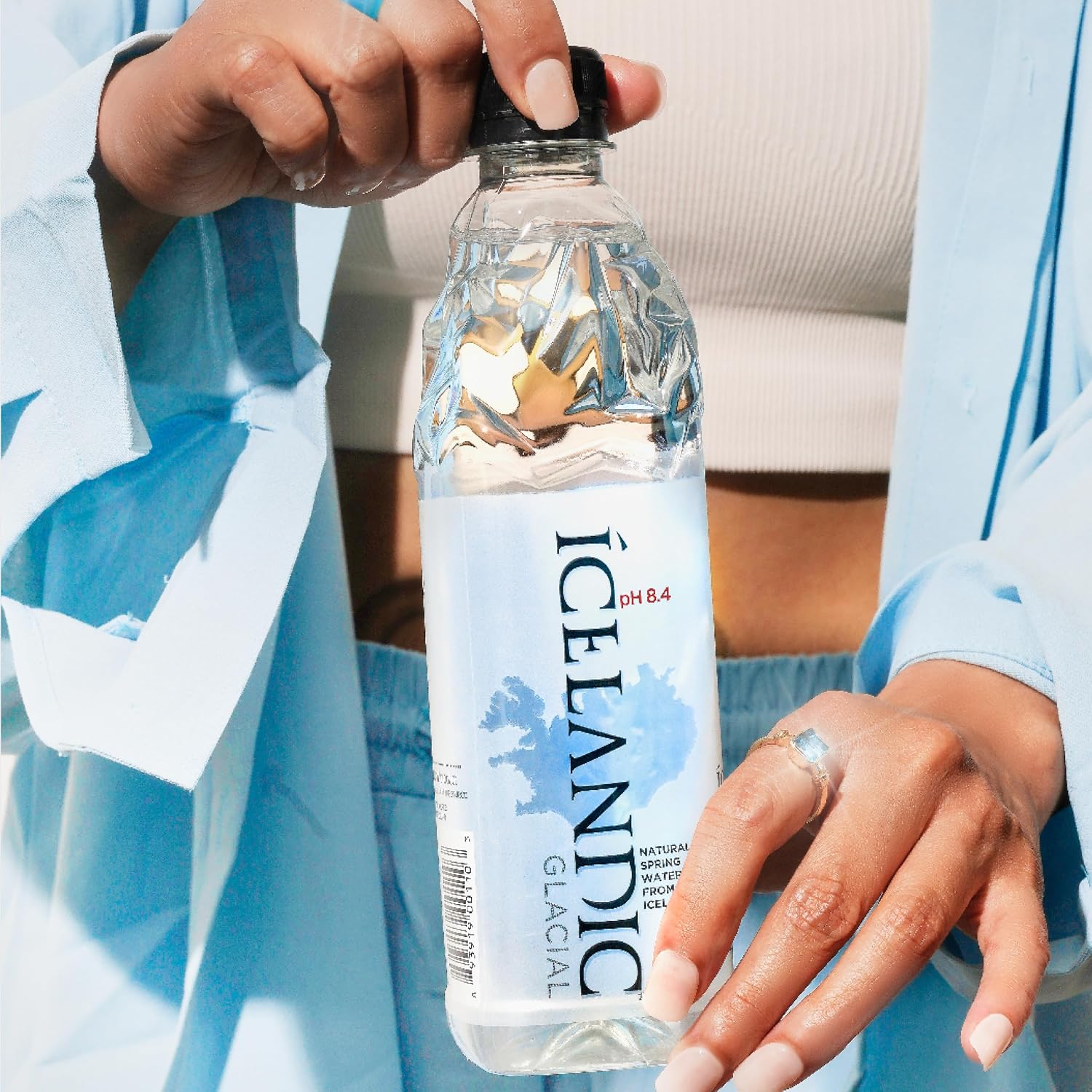 Icelandic Glacial Natural Spring Alkaline Water, 16.9 Fl Oz (Pack of 24) | Natural Spring Alkaline Water