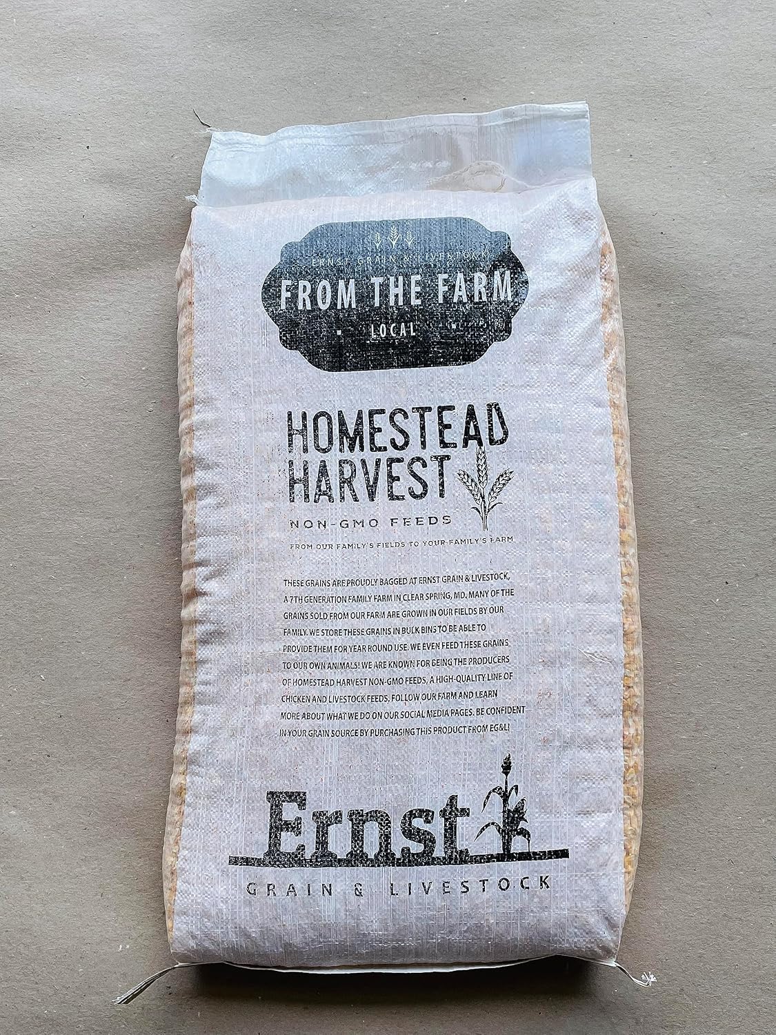 Ernst Grain & Livestock's Bird and Wildlife Feed – Perfect for Birds, Ducks, Squirrels, Turkeys, Rabbits, Geese