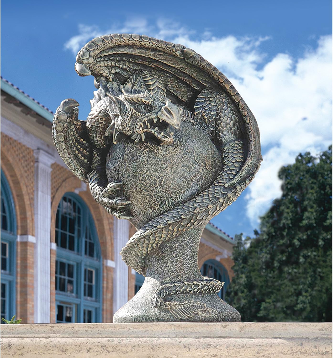 Design Toscano The Dragon of Falkenberg Castle Moat Lawn Garden Statue, 28 Inch Long, 14 Inch Tall, Cast Stone Resin, Gray Stone Finish