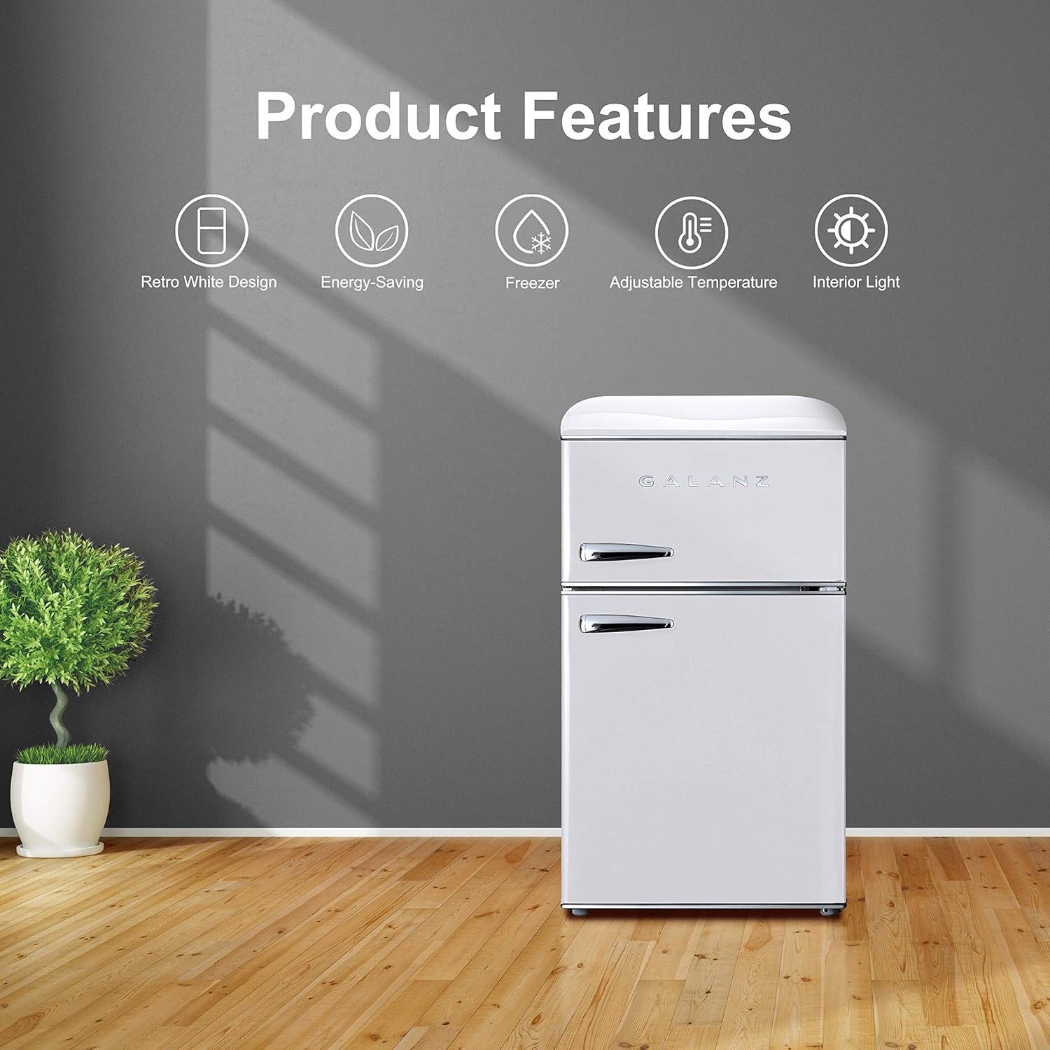 Galanz GLR31TWEER Retro Compact Refrigerator, Mini Fridge with Dual Doors, Adjustable Mechanical Thermostat with Freezer, White, 3.1 Cu FT