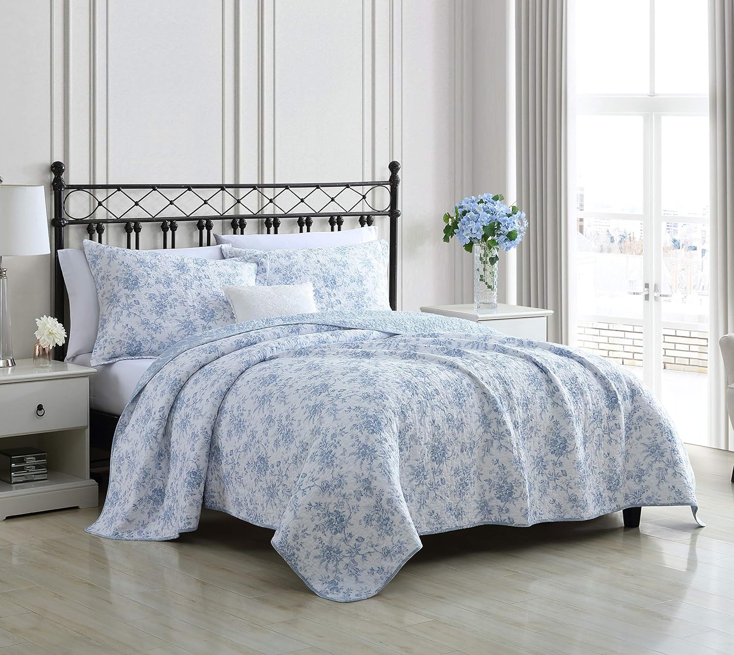Laura Ashley - Queen Quilt Set, Soft Cotton Bedding with Matching Shams, Reversible Floral Toile Design, Floral Room Decor