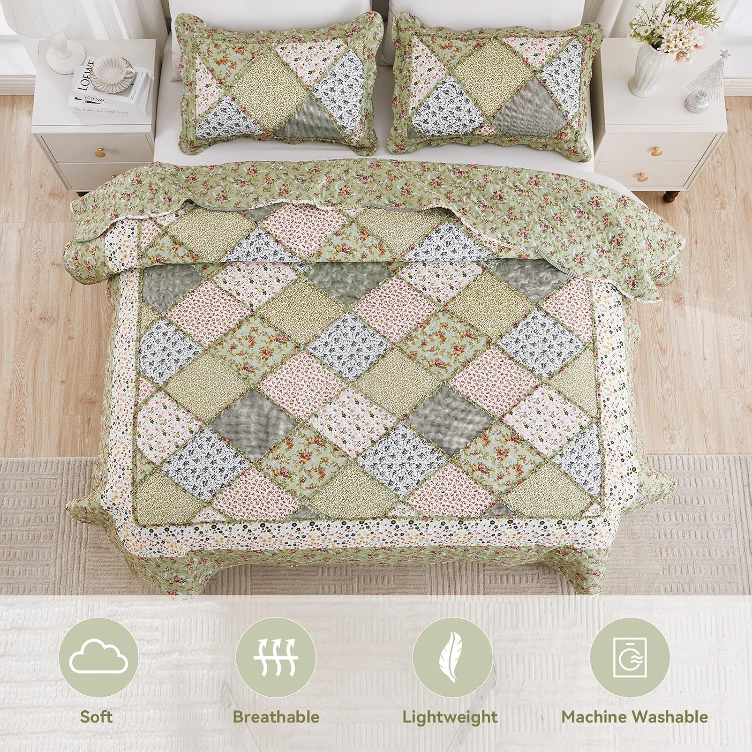 VIVILINEN Blue Floral Patchwork Quilt Set, Full Queen Size, 3 Piece Bedding Set with 2 Pillowcases