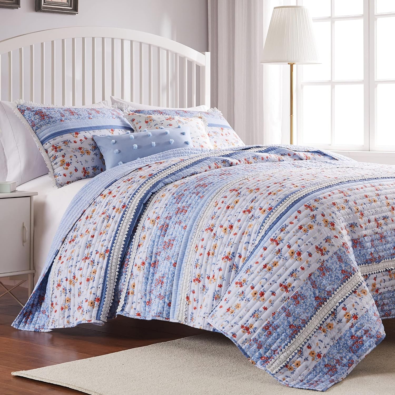 Greenland Home Fashions Ultra-Soft, Reversible, Brushed Microfiber Quilt Set, 3-Piece Full/Queen, Misty Bloom