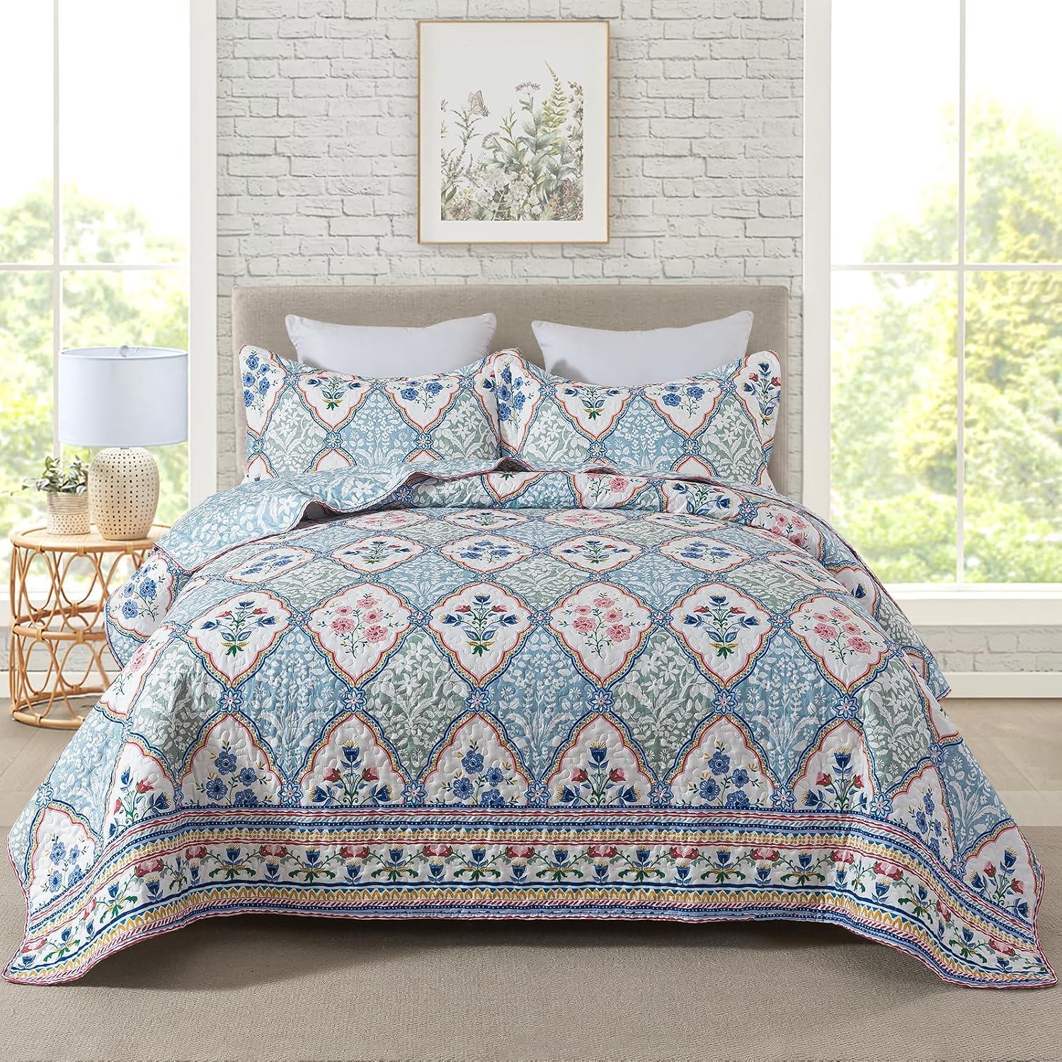 Travan Queen Quilt Set 3-Piece Bedspread Quilted Oversized Lightweight Microfiber Coverlet Set with Shams Violet Purple Floral Pattern Quilted