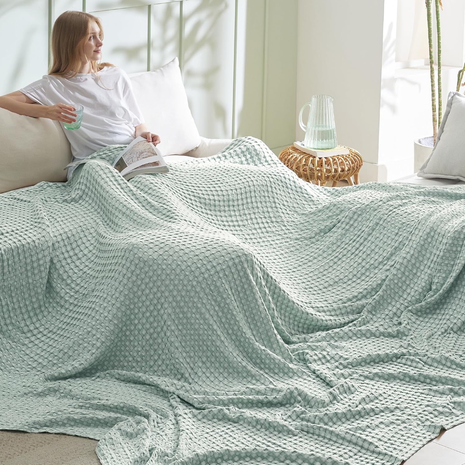 Bedsure Cooling Waffle Blanket for Hot Sleepers, Ivory, Queen, 90"x90"