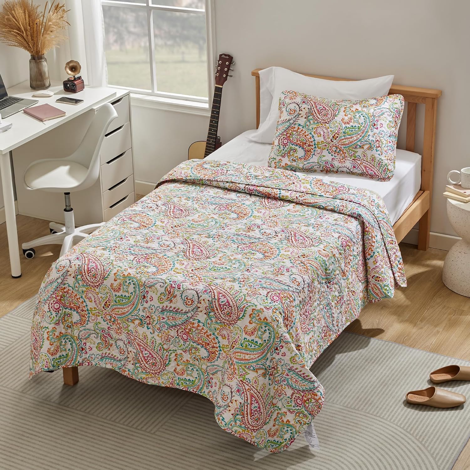 SLEEP ZONE 3-Piece Printed Quilt Set - Full/Queen Size - Lightweight Reversible Bedding Coverlet Set for All Season (Classic Paisley Pattern)