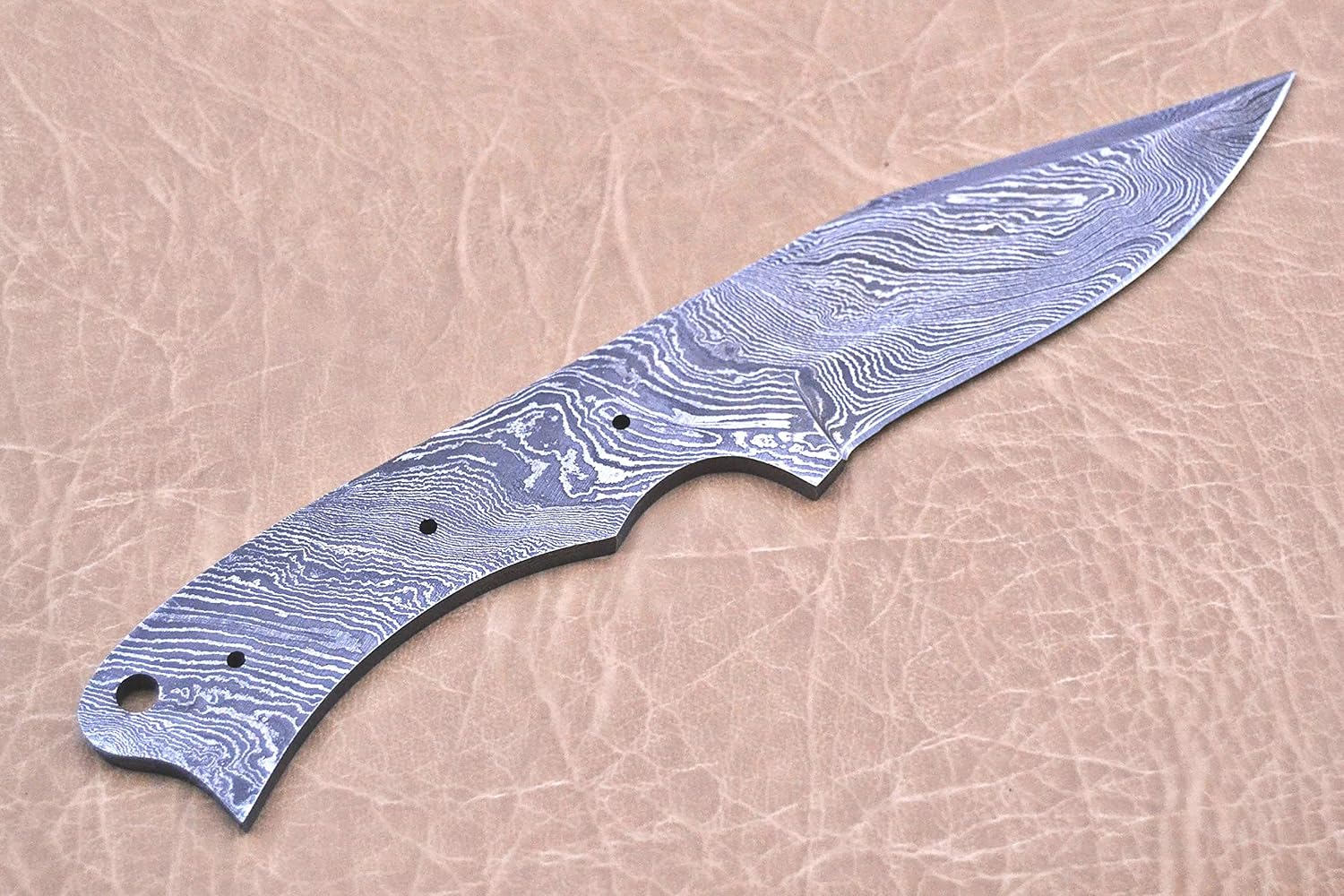 Damascus Steel Blank Blade, 8 inches Long Hand Forged Pocket Knife with 3 Pin Hole & an Inserting Hole Space 4 inches Cutting Edge
