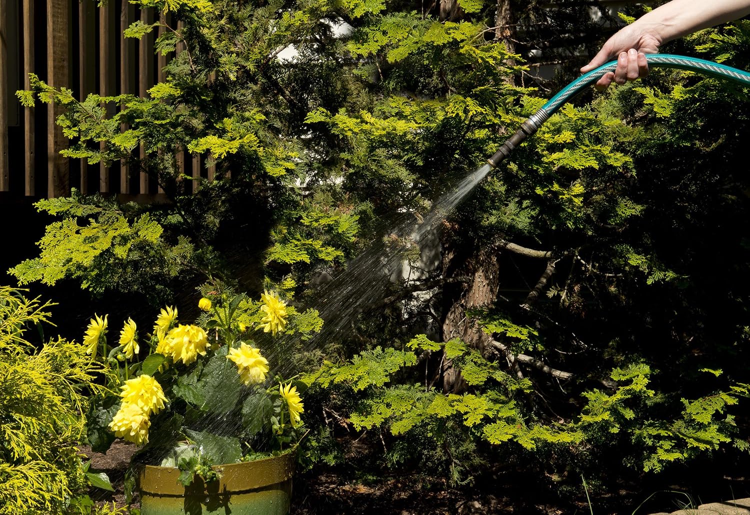 Teknor Apex NeverKink 8615-75, Heavy Duty Garden Hose, 5/8-Inch by 75-Feet