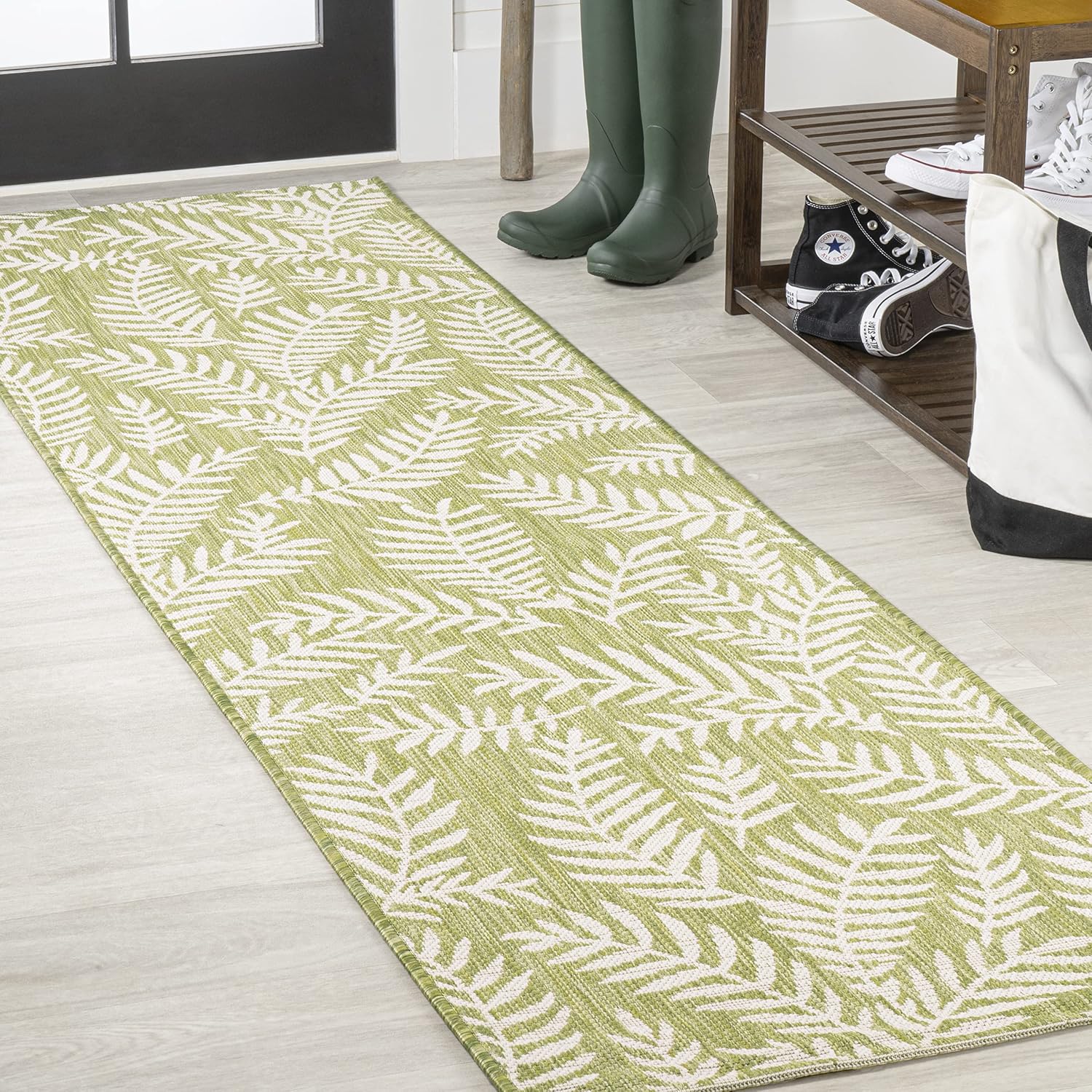 JONATHAN Y Palm Frond Indoor Outdoor Area Rug 3X5 Navy/Ivory, Nevis for Backyard, Patio, Porch, Easy-Cleaning, High Traffic, Pet-Friendly