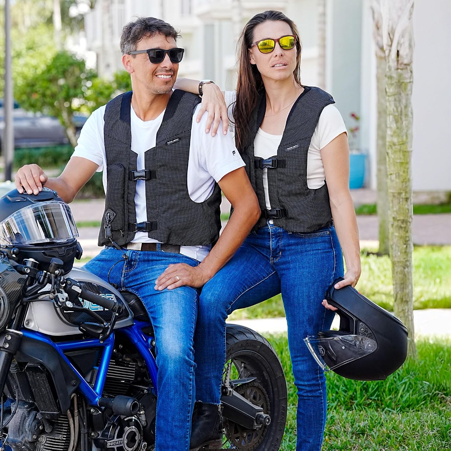 Hit-Air MLV Airbag Vest – Motorcycle Safety Vest with Automatic CO2 Deployment – Lightweight, Reusable, Adjustable Fit – Unisex Protective Riding Harness