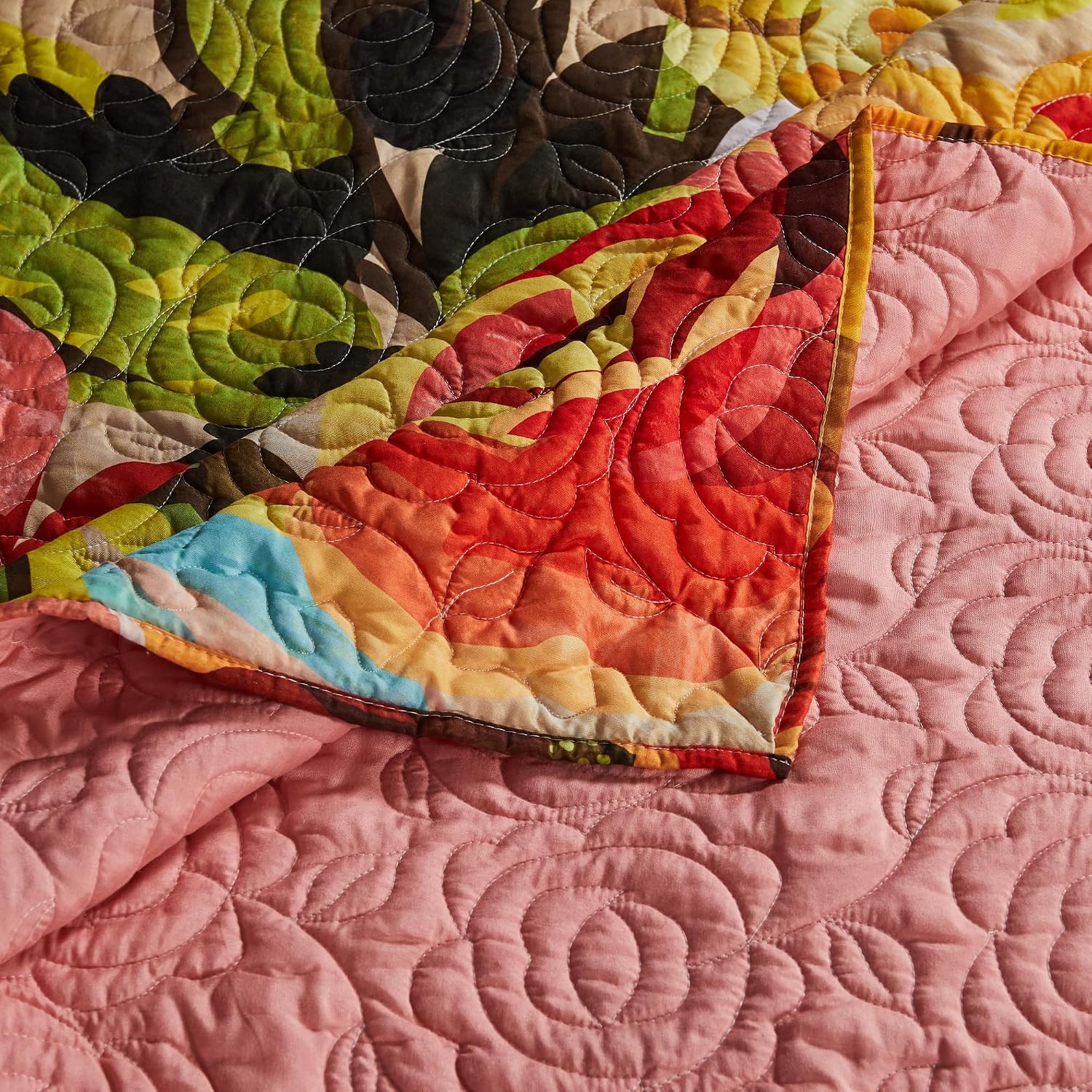 Greenland Home Fashions Ultra-Soft, Reversible, Brushed Microfiber Quilt Set, 3-Piece Full/Queen, Misty Bloom