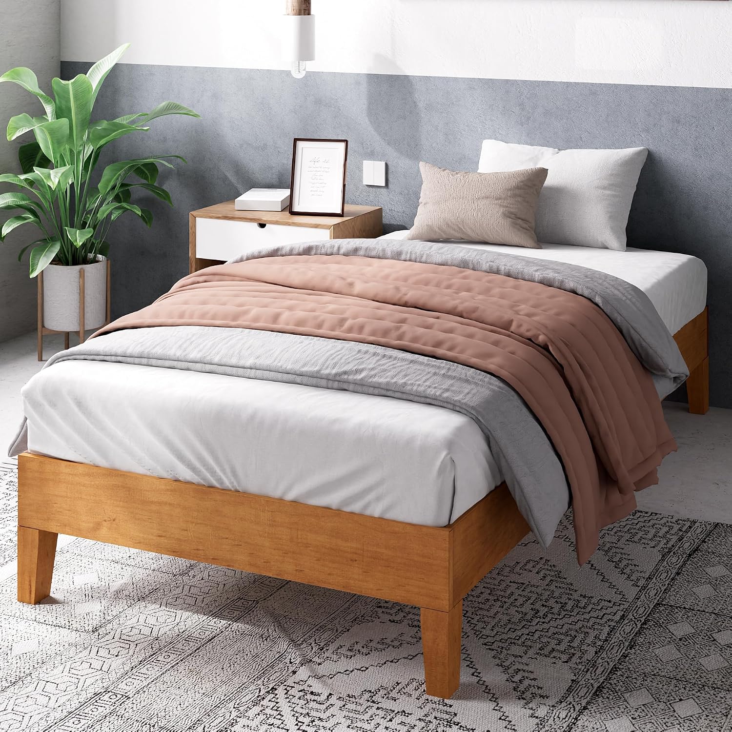 ZINUS Vivek Deluxe Wood Platform Bed Frame with Headboard, Wood Slat Support, No Box Spring Needed, Easy Assembly, Queen | Slatted Headboard, Wood Slat Support, No Box Spring Needed, Contemporary Design, Easy Assembly