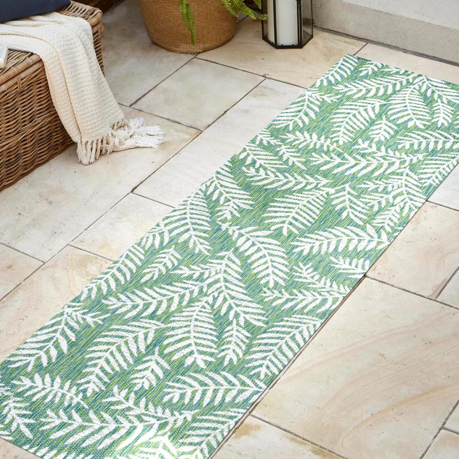 JONATHAN Y Palm Frond Indoor Outdoor Area Rug 3X5 Navy/Ivory, Nevis for Backyard, Patio, Porch, Easy-Cleaning, High Traffic, Pet-Friendly