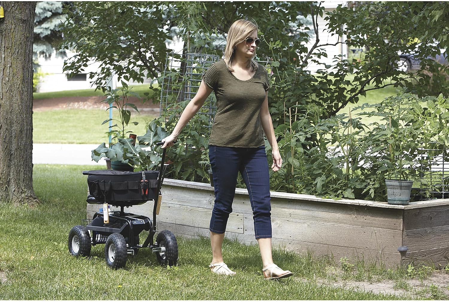 Strongway Deluxe Rolling Garden Seat with Easy Change Turnbars | Yard and acreage maintenance, Lawn and garden use, Durable outdoor operation