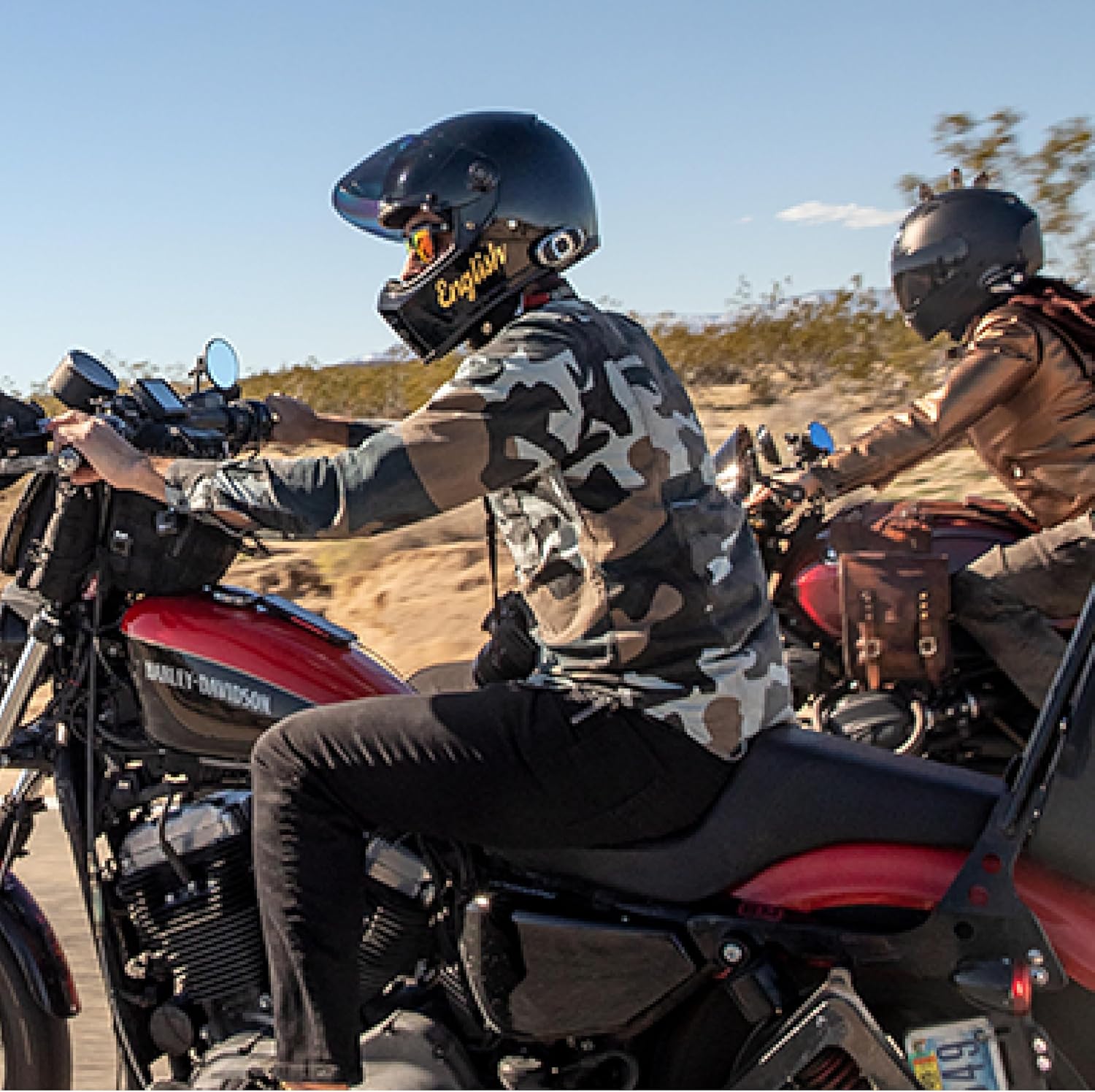 Sena SF4-02 Series SF Motorcycle Bluetooth Communication System with Dual Speakers, 4-Way Intercom
