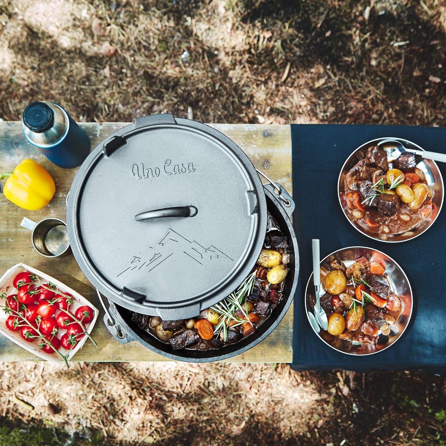 Uno Casa 6Qt Cast Iron Camping Dutch Oven with Lid Lifter and Storage Bag - Pre-Seasoned Outdoor Dutch Oven for Campfire Cooking, Stews