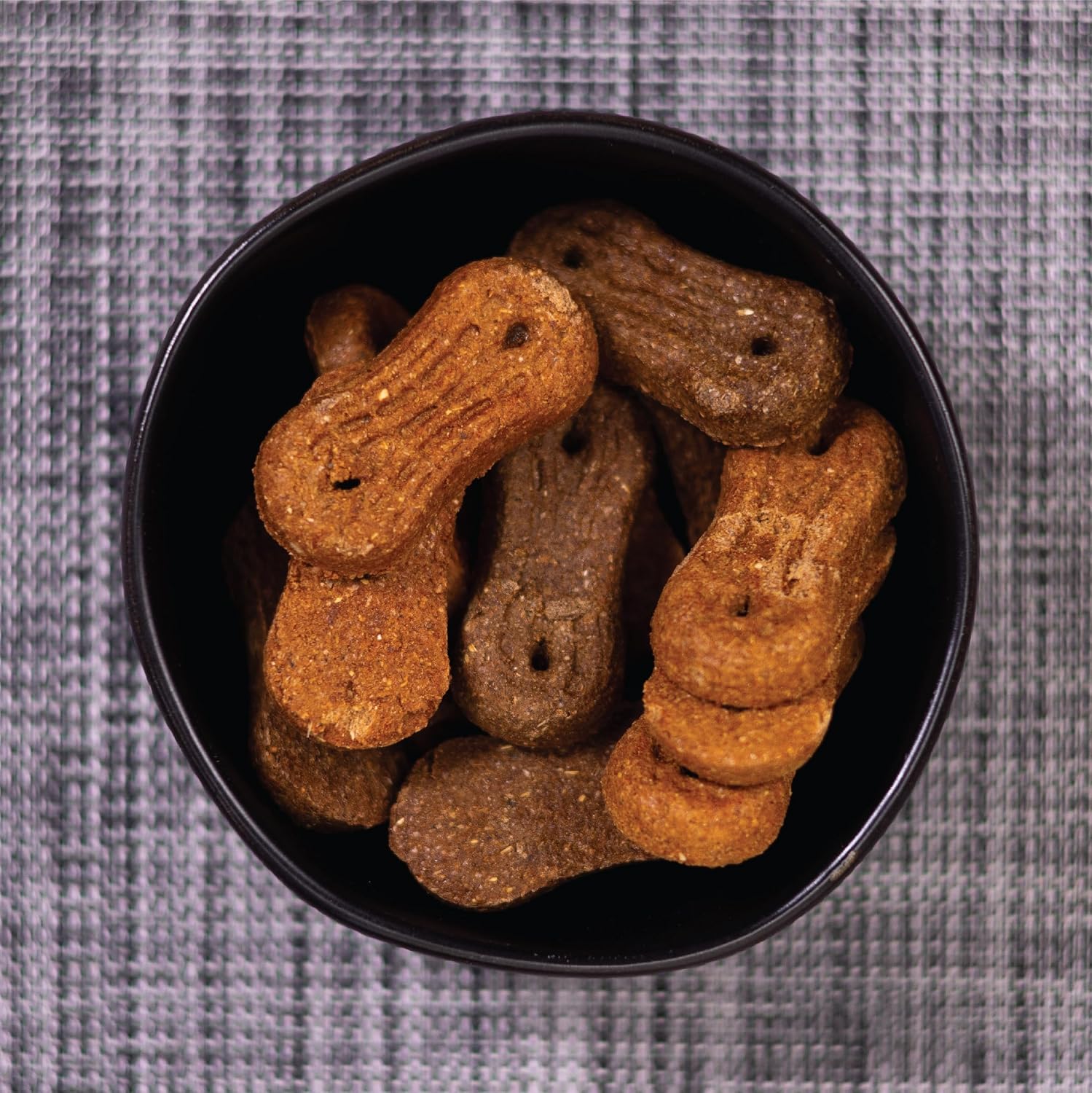 Pet Life Biscuits with Peanut Butter and Molasses Crunchy Dog Treats, 4lb