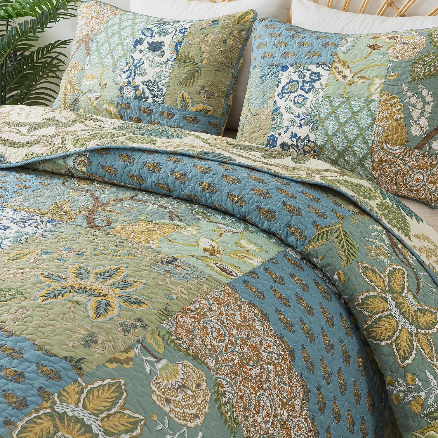 Striped Classical Cotton 3-Piece Patchwork Bedspread Quilt Sets, King Size