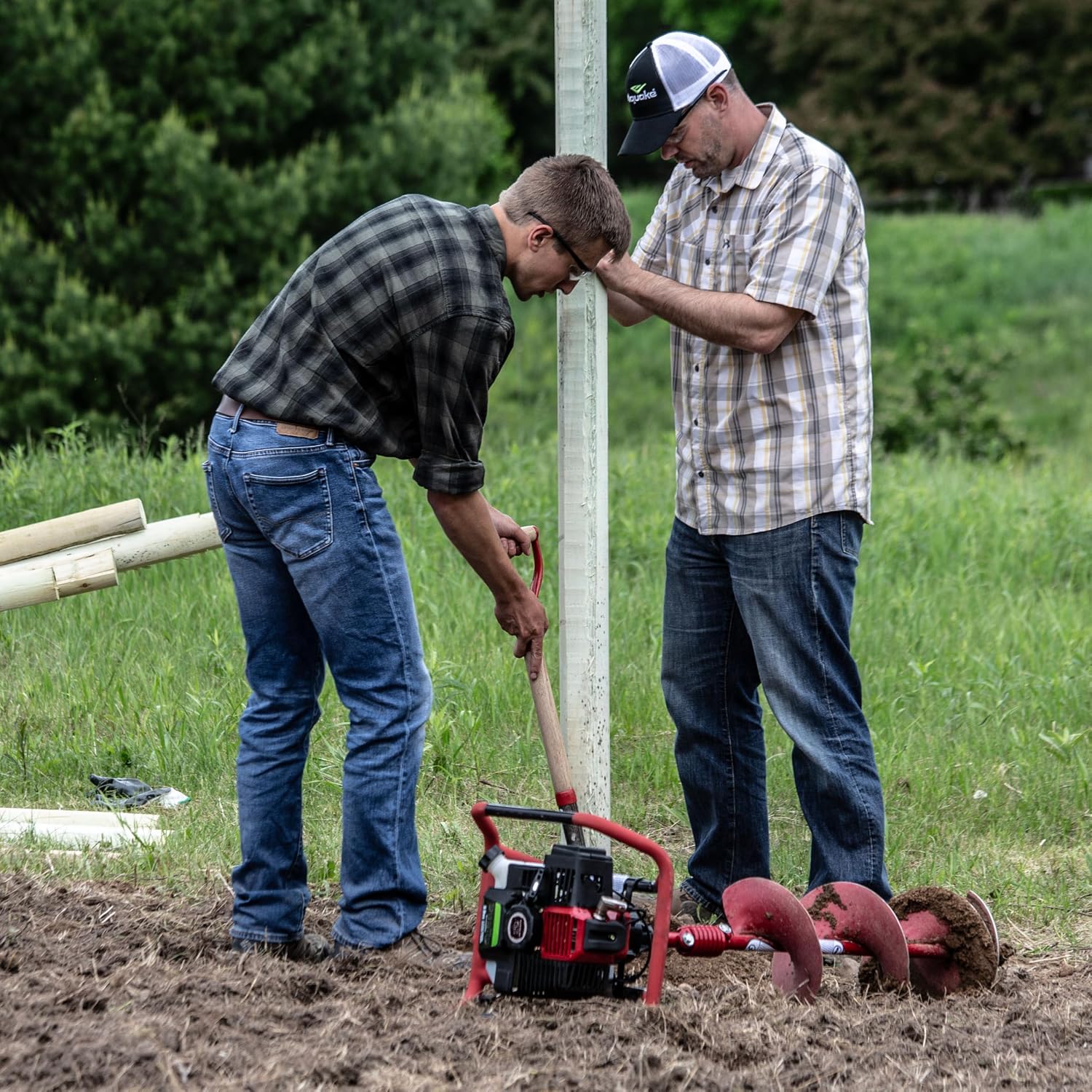 EARTHQUAKE 10310 Dually 1 or 2-Person Earth Auger Powerhead, 52cc 2-Cycle Viper Engine, Fits All Auger Bits 2”-10” Wide