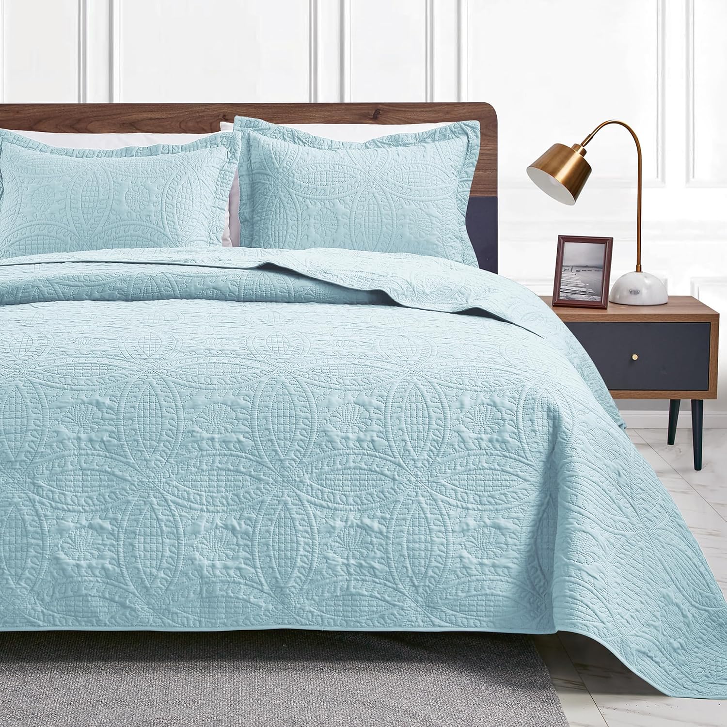 Love's cabin Quilts for Queen Bed Blue Bedspreads - Soft Bed Summer Lightweight Bedspread Comforter - Modern Style Coin Pattern Coverlet for All