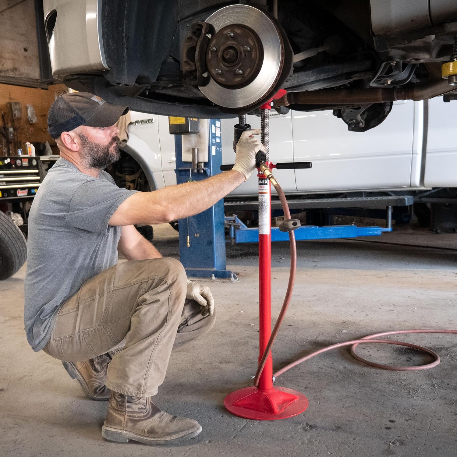 SUNEX TOOLS 6810A, Underhoist Support Stand with Foot Pedal, ¾ Ton Capacity, Large Base, Bearing Mounted Spin Handle, Height Adjustment Under Load, Lightweight, Supports Vehicle Components Only