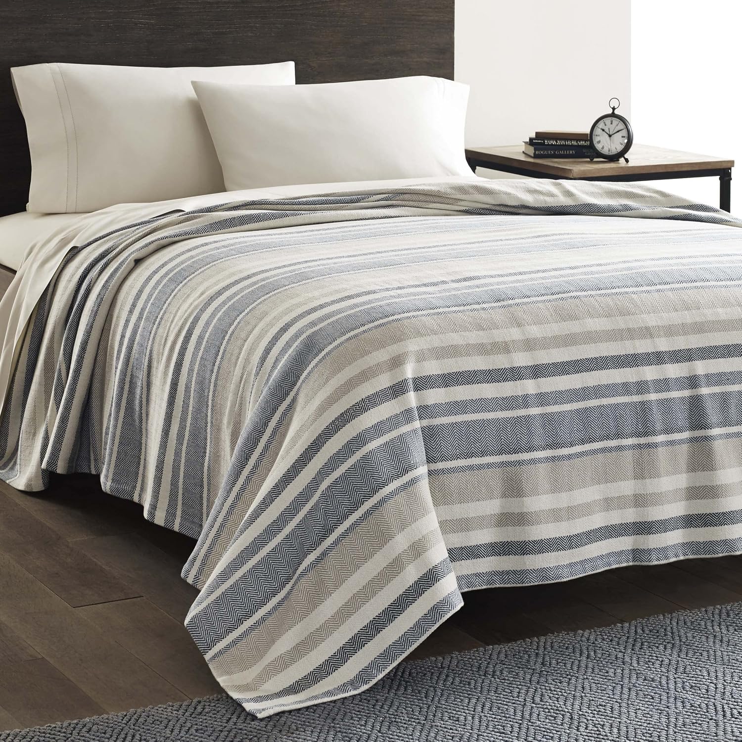 Eddie Bauer - Queen Size Blanket, 100% Soft Cotton Bed Blanket for Year Round Comfort, Throw Blanket for Couch or Bed (Herringbone Blue Stripe)
