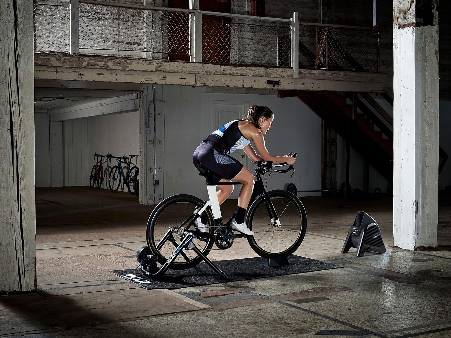 Wahoo KICKR HEADWIND Heartrate/Speed Controlled Cycling Fan for Indoor Bike Trainers, Stationary/Spin Bikes, Cross Training, Black