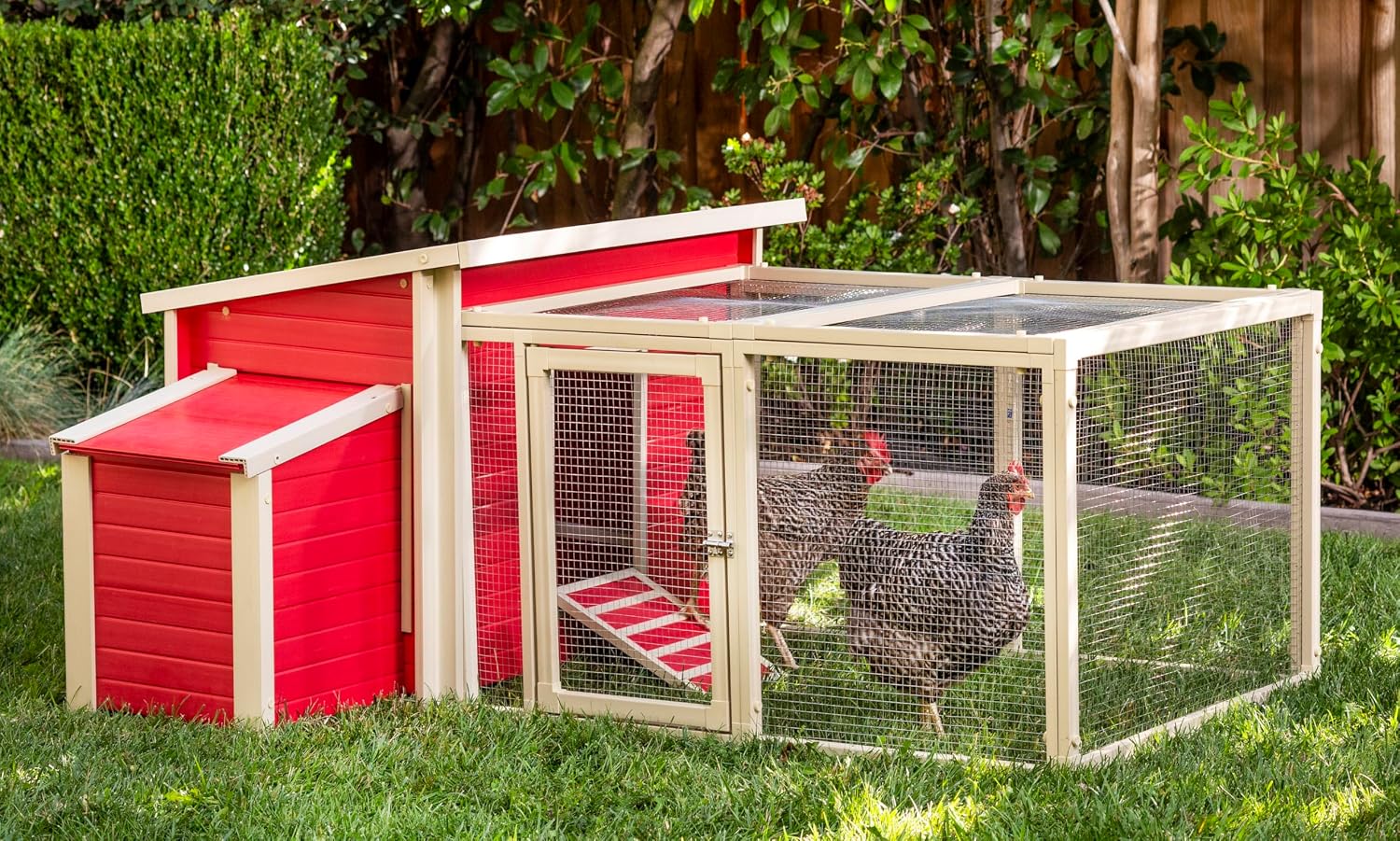 New Age Pet ECOFLEX Fontana Chicken Coop, Urban Barn for 2 to 3 Chickens, Easy Assembly, Eco Friendly & Durable, Tan