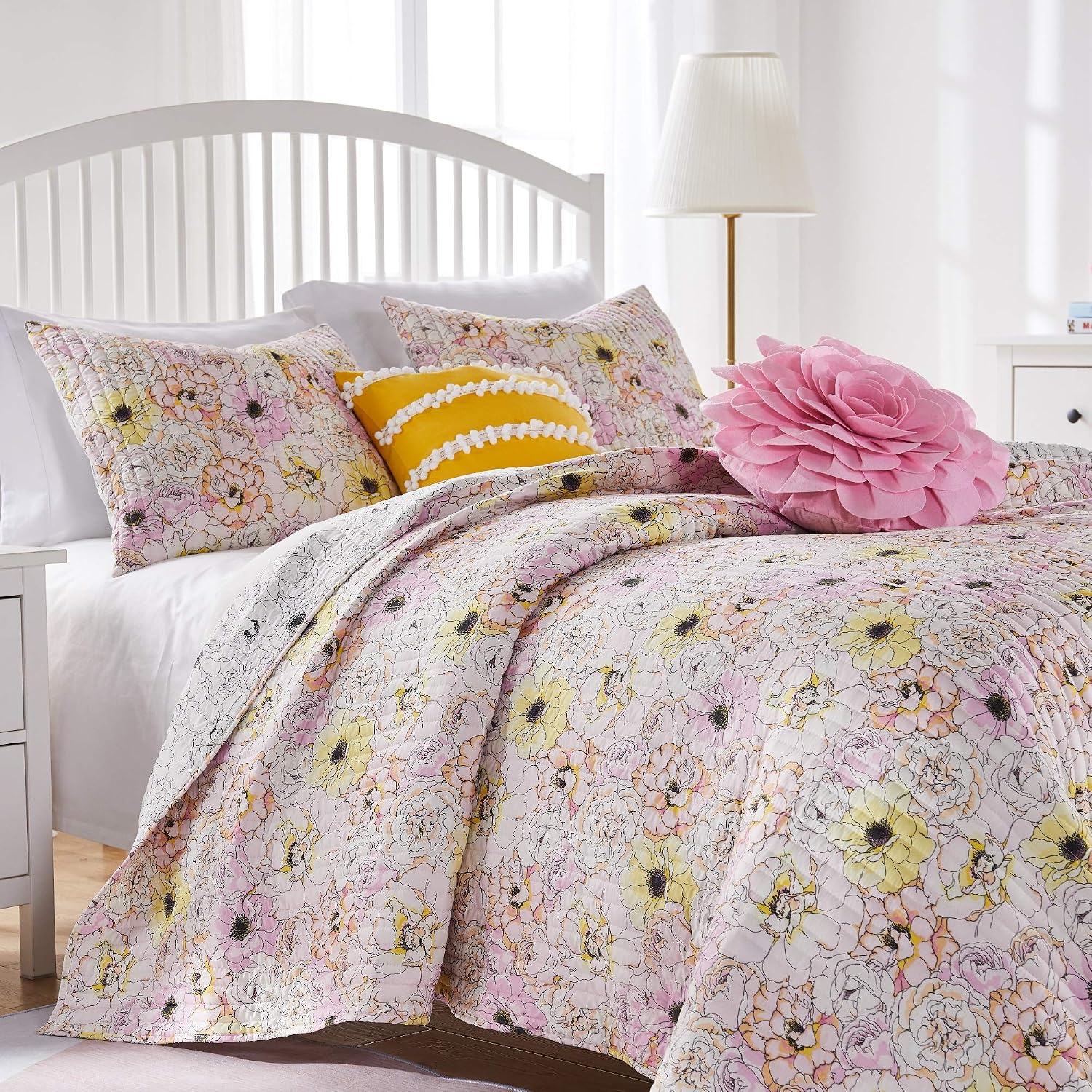 Greenland Home Fashions Ultra-Soft, Reversible, Brushed Microfiber Quilt Set, 3-Piece Full/Queen, Misty Bloom
