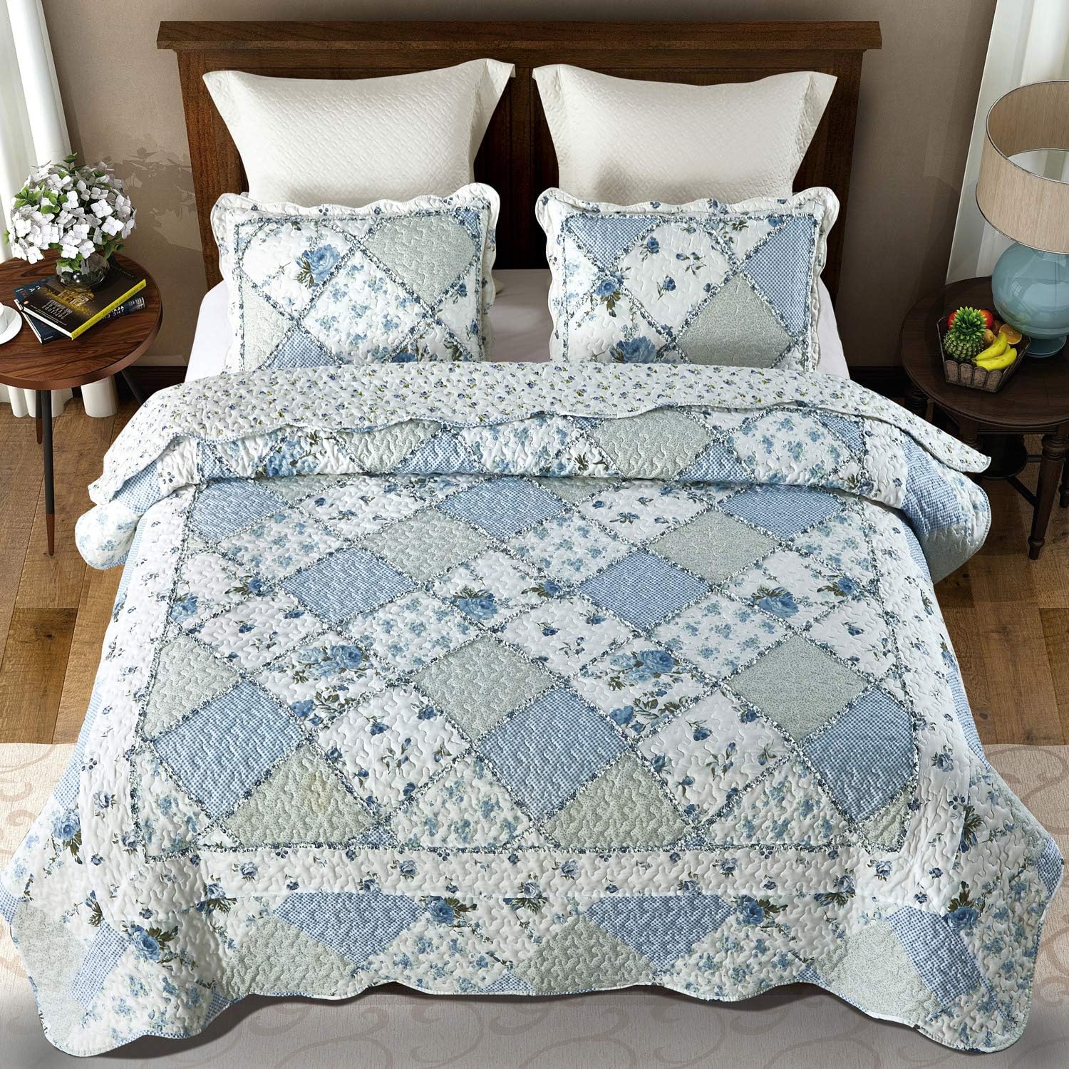 VIVILINEN Blue Floral Patchwork Quilt Set, Full Queen Size, 3 Piece Bedding Set with 2 Pillowcases