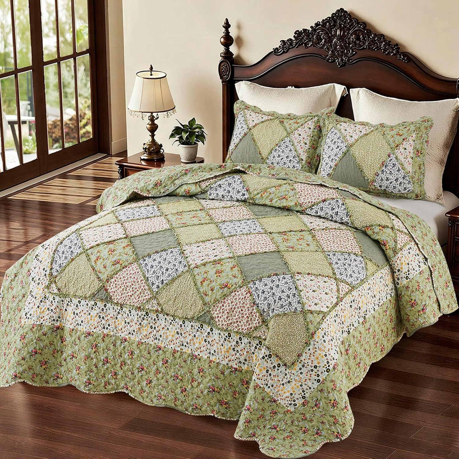 VIVILINEN Blue Floral Patchwork Quilt Set, Full Queen Size, 3 Piece Bedding Set with 2 Pillowcases