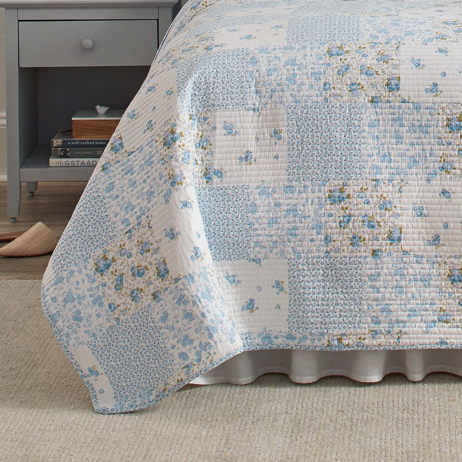 Laura Ashley - Queen Quilt Set, Cotton Reversible Bedding with Matching Shams, Bedroom Decor Ideal for All Seasons (Kenna Blue, Queen)
