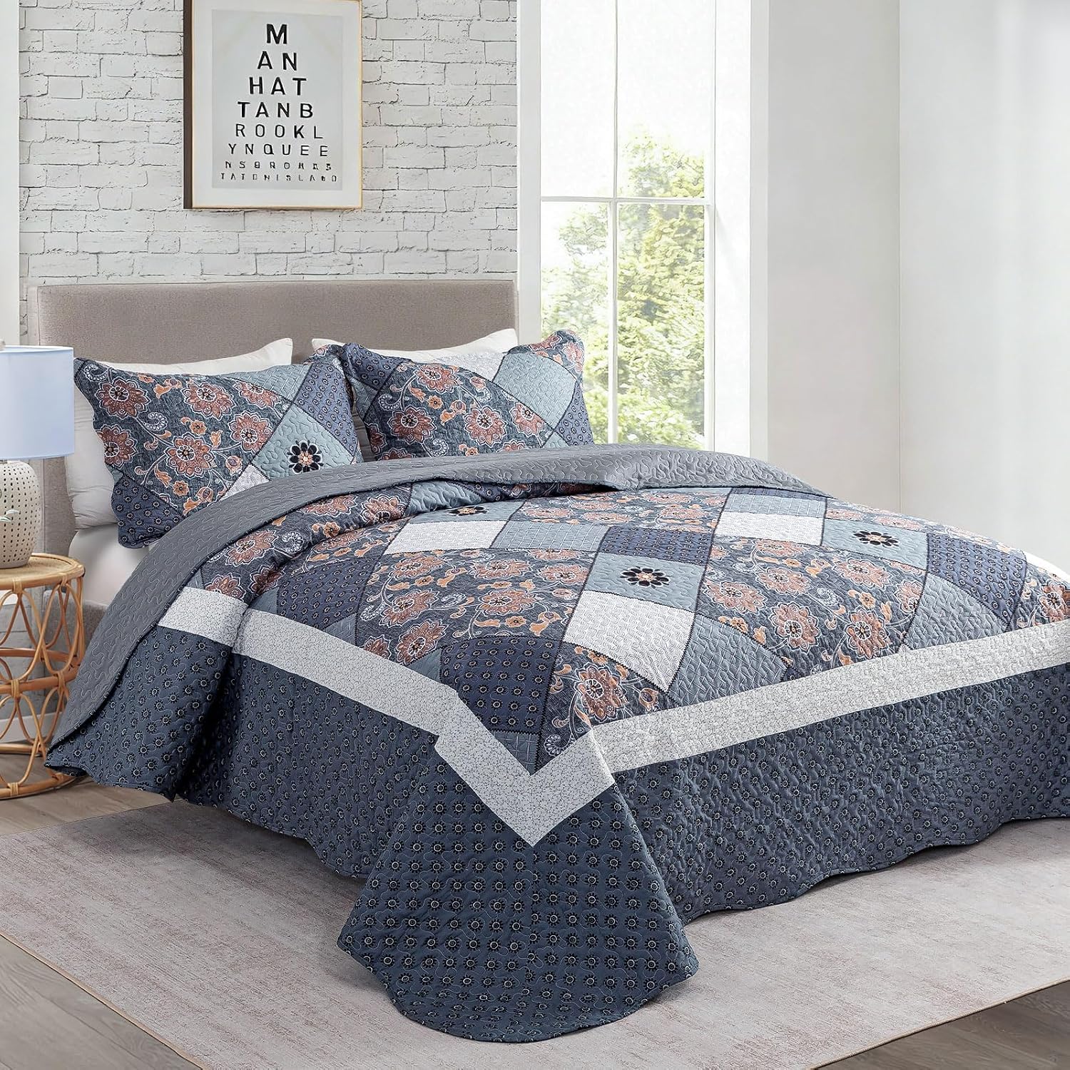 Travan Queen Quilt Set 3-Piece Bedspread Quilted Oversized Lightweight Microfiber Coverlet Set with Shams Violet Purple Floral Pattern Quilted