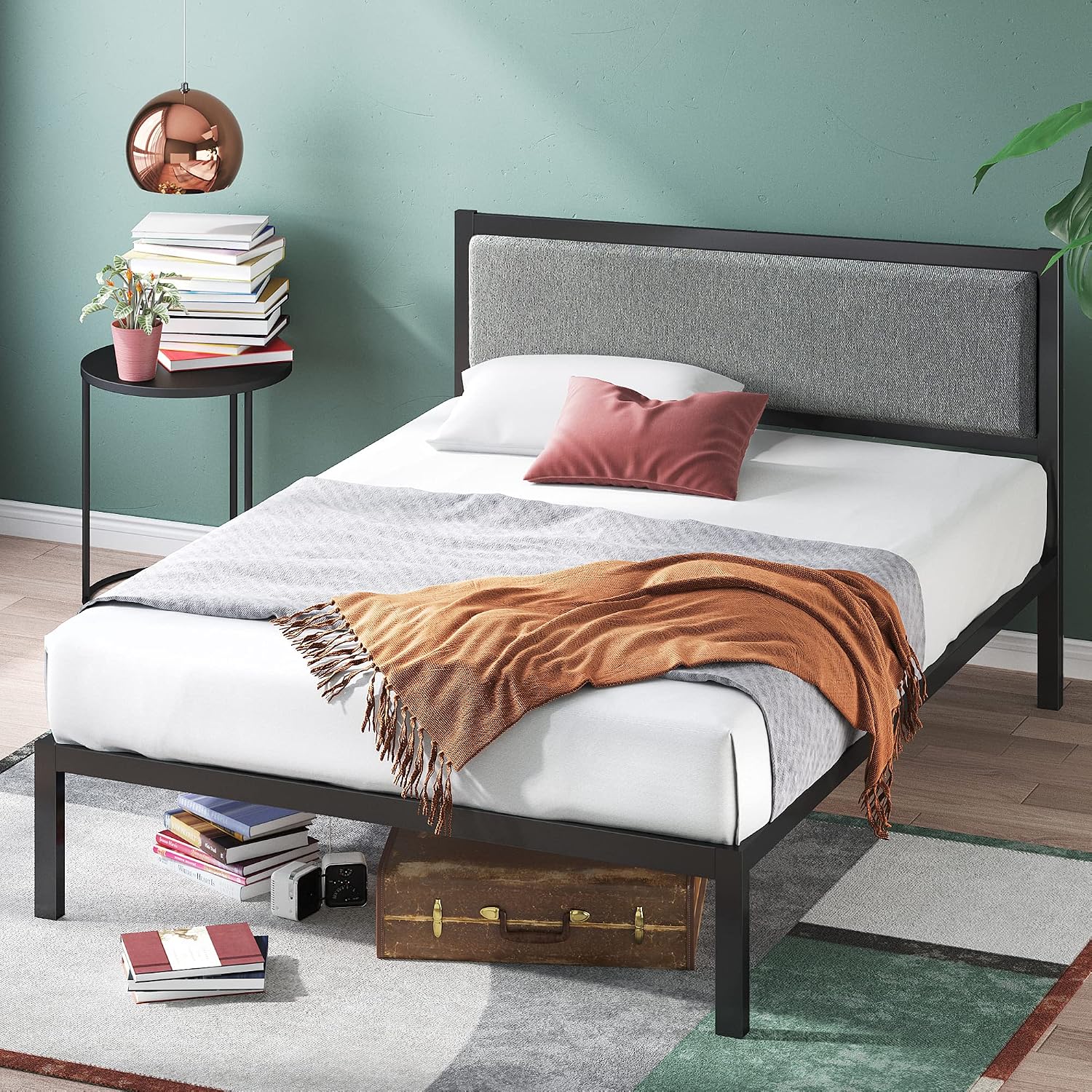 ZINUS Mia Metal Platform Bed Frame with Headboard, Wood Slat Support, No Box Spring Needed, Easy Assembly, Queen