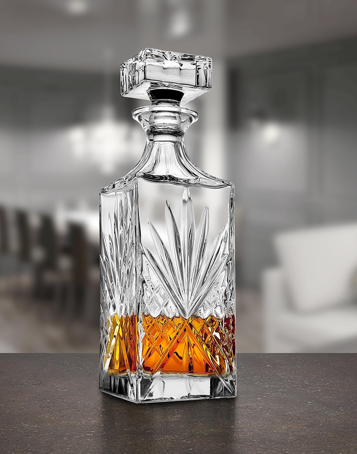Crystal Whiskey Decanter, Lead-Free Barware Gift for Men, Scotch Bourbon Liquor, Irish Cut, 750ml