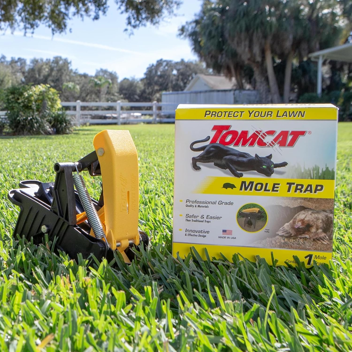 Tomcat Mole & Gopher Repellent Granules, 4 lbs. | Mole Repellent Granules Formulated with Castor Oil, For Lawns
