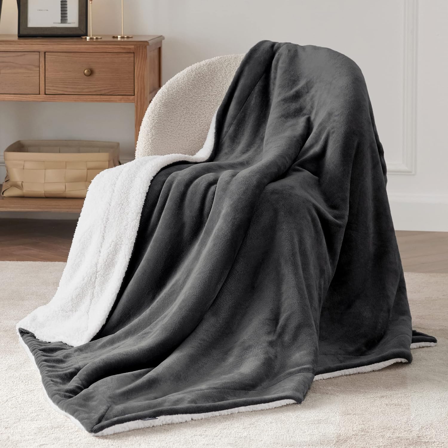 Bedsure GentleSoft Sherpa Fleece Throw Blanket for Couch, Non-Heated, Thick & Warm Cozy Blanket for Winter Fall, Soft Fuzzy Plush Throw Gifts for Women and Men, Grey, 50x60 Inches