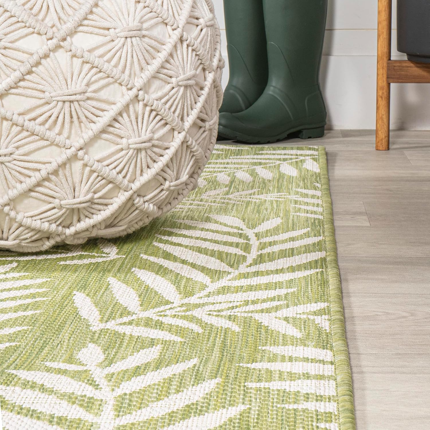 JONATHAN Y Palm Frond Indoor Outdoor Area Rug 3X5 Navy/Ivory, Nevis for Backyard, Patio, Porch, Easy-Cleaning, High Traffic, Pet-Friendly