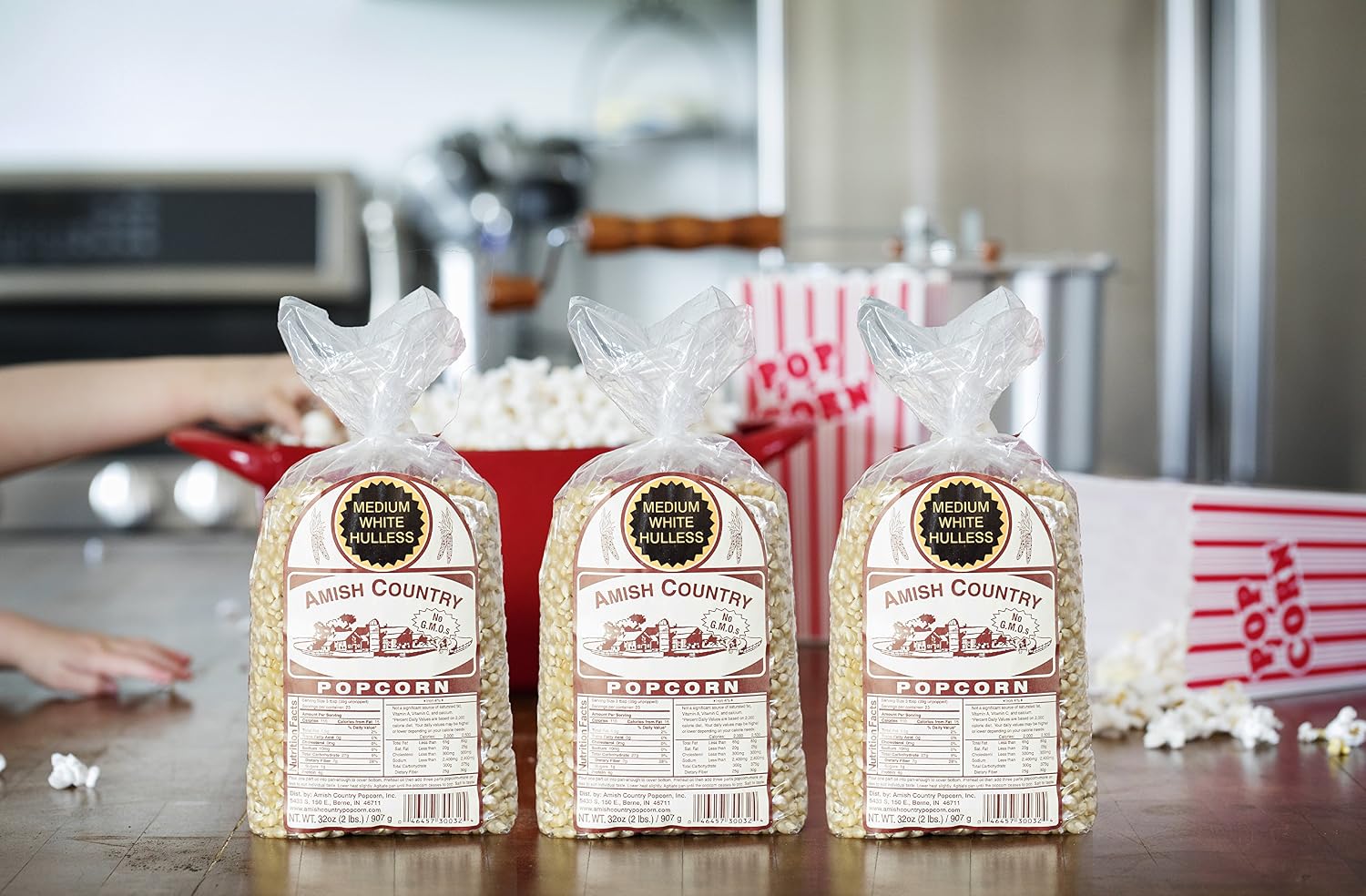 Amish Country Popcorn | 6 lb Bag | Medium White Popcorn Kernels | Old Fashioned, Non-GMO and Gluten Free (Medium White - 6 lb Bag)
