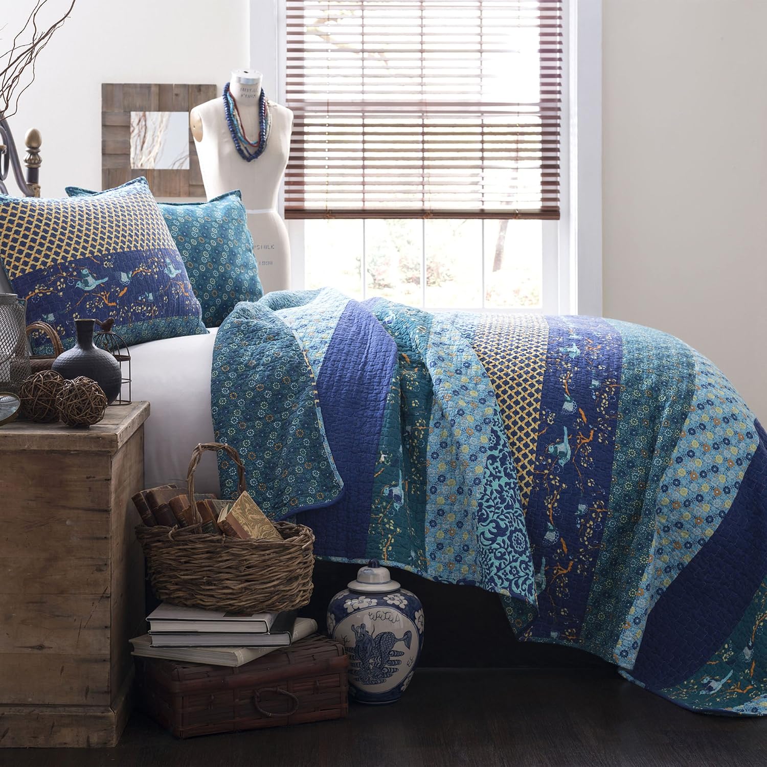 Lush Decor Royal Empire Reversible Cotton Quilt Set, 3 Piece Set Full/ Queen, Plum - Striped Bedding Set - Floral Quilt Queen Size - Purple Bedding - Boho Decor