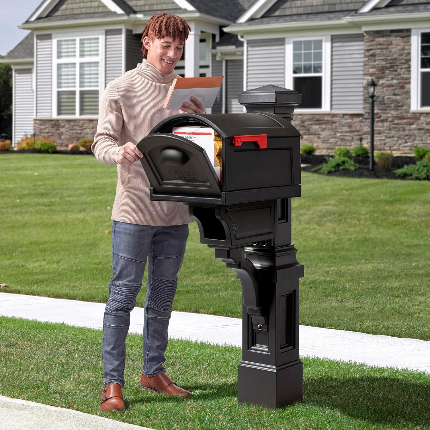 Step2 Atherton Mail Post, Mailbox Not Included, Weather Resistant, Large Outdoor Mailbox Post, Made of Durable Plastic, Easy to Install, Classic White