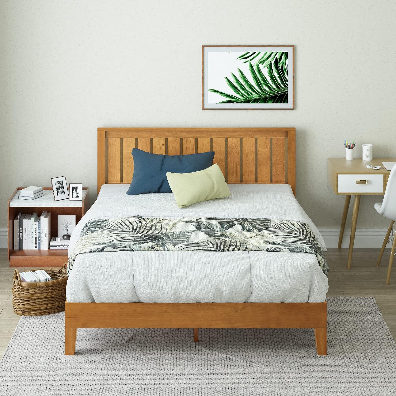 ZINUS Vivek Deluxe Wood Platform Bed Frame with Headboard, Wood Slat Support, No Box Spring Needed, Easy Assembly, Queen | Slatted Headboard, Wood Slat Support, No Box Spring Needed, Contemporary Design, Easy Assembly