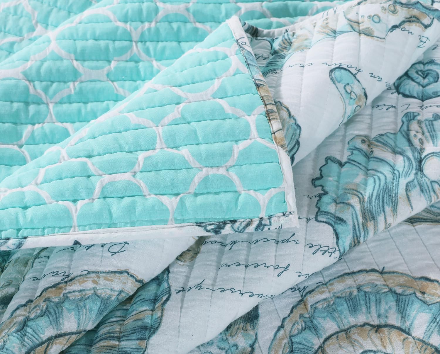 Greenland Home Fashions Ultra-Soft, Reversible, Brushed Microfiber Quilt Set, 3-Piece Full/Queen, Misty Bloom
