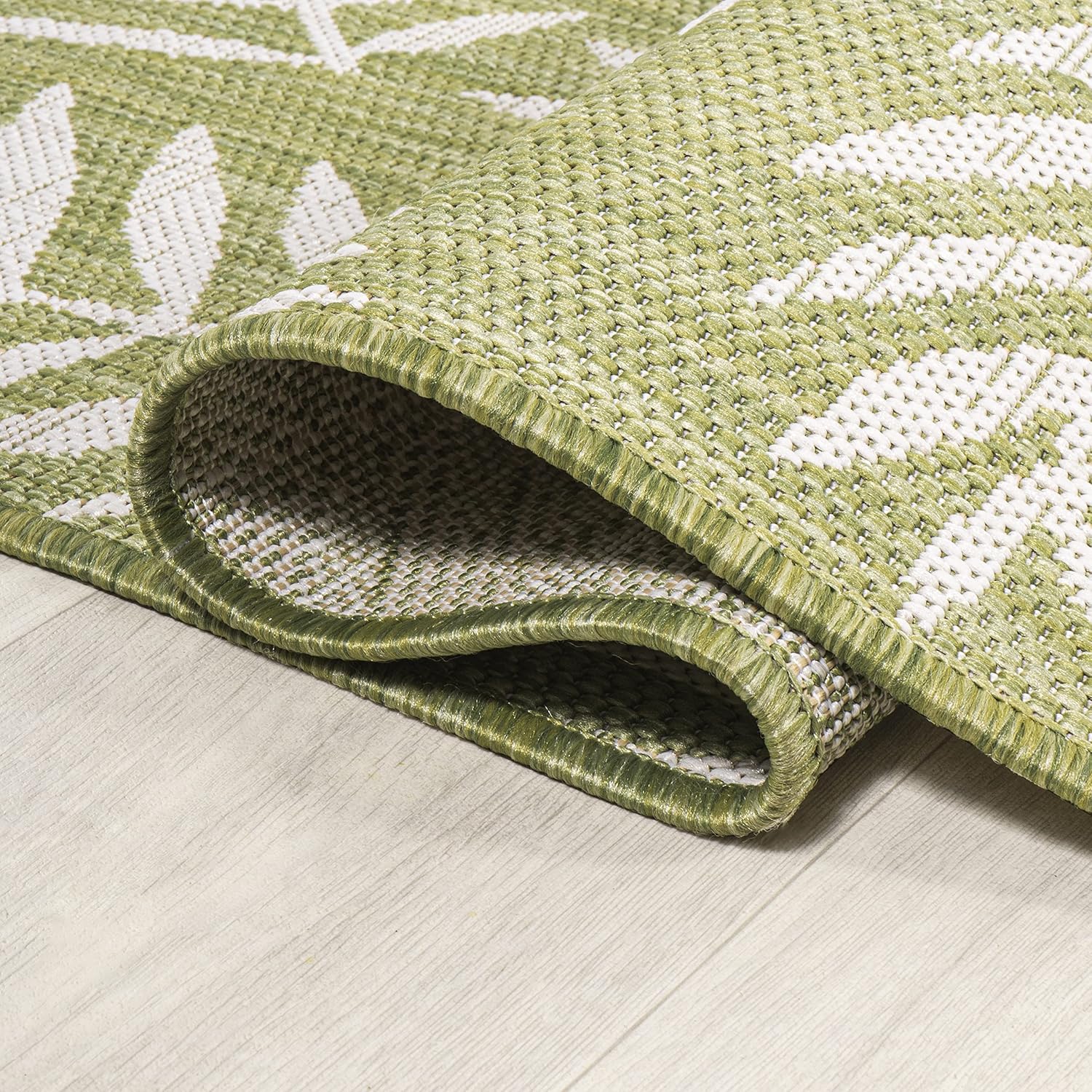 JONATHAN Y Palm Frond Indoor Outdoor Area Rug 3X5 Navy/Ivory, Nevis for Backyard, Patio, Porch, Easy-Cleaning, High Traffic, Pet-Friendly